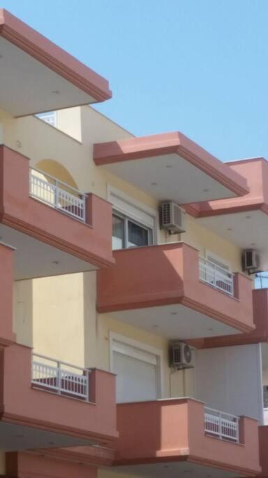 Relaxing City Center West Luxury Studio كاريستوس المظهر الخارجي الصورة